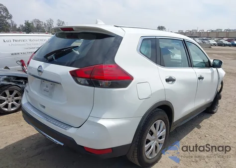 2017 Nissan Rogue S z USA, uszkodzony, nr VIN JN8AT2MT1HW140843